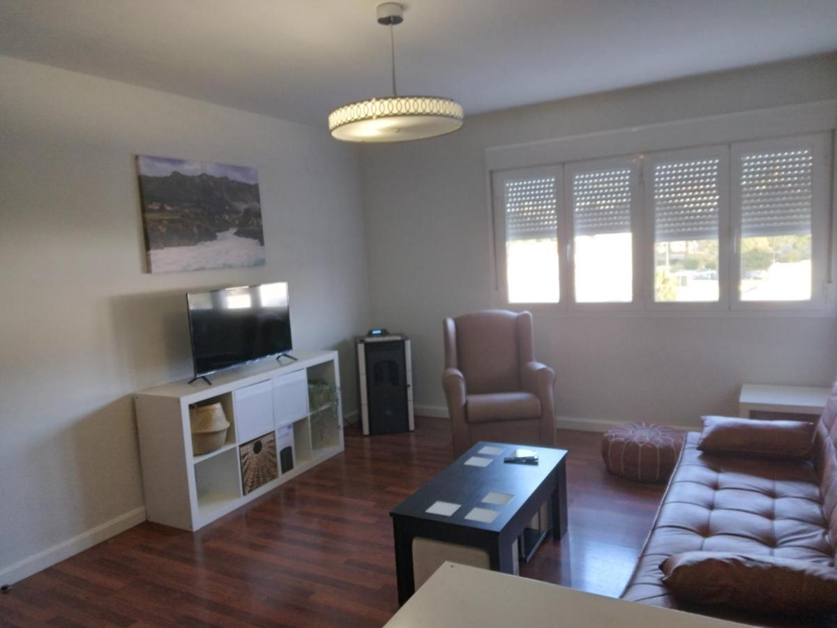 Piso Amplio Y Tranquilo En Marchena Apartment Exterior photo